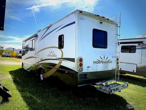 2007 Gulf Stream Independence 8357 RV Photo 3