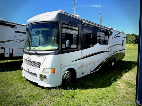 2007 Gulf Stream Independence 8357 RV Photo 4