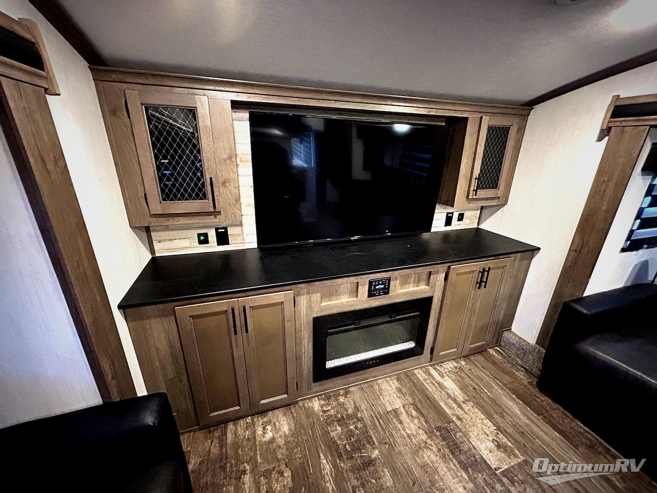 2022 Forest River Sabre 37FLL Photo 10