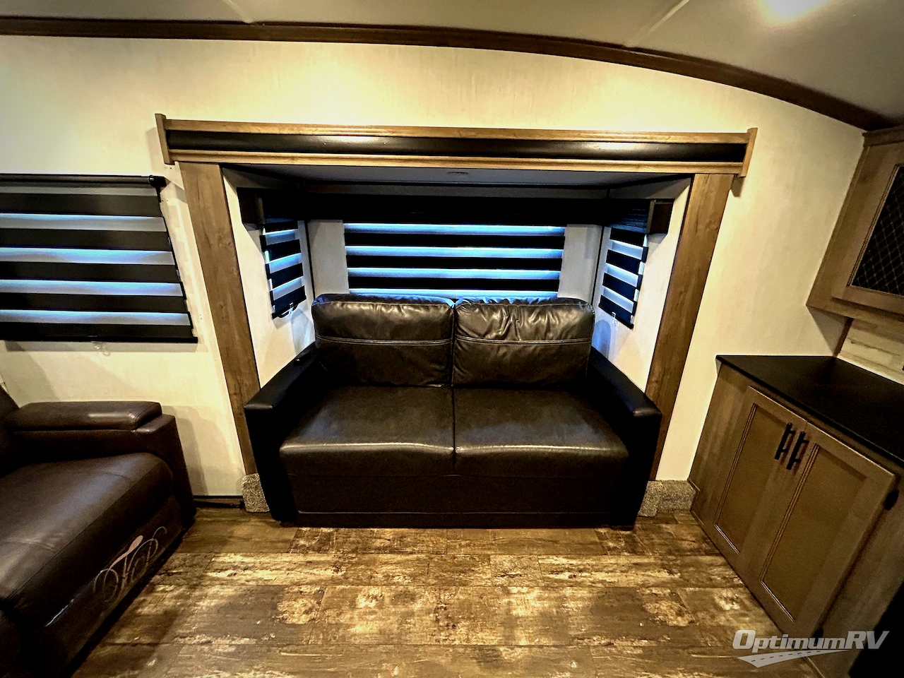 2022 Forest River Sabre 37FLL Photo 11