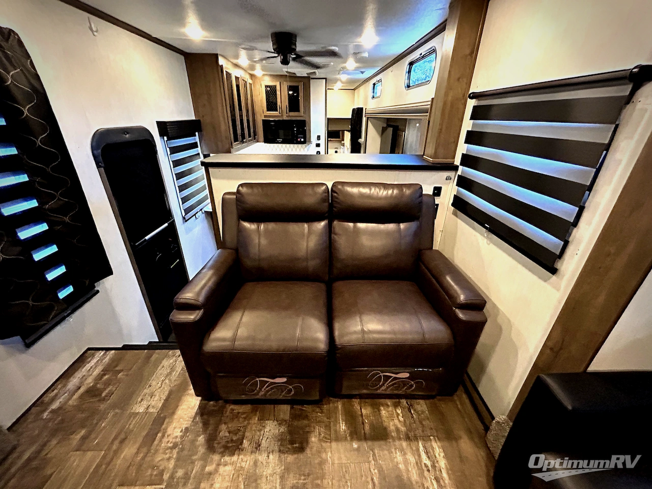 2022 Forest River Sabre 37FLL Photo 12