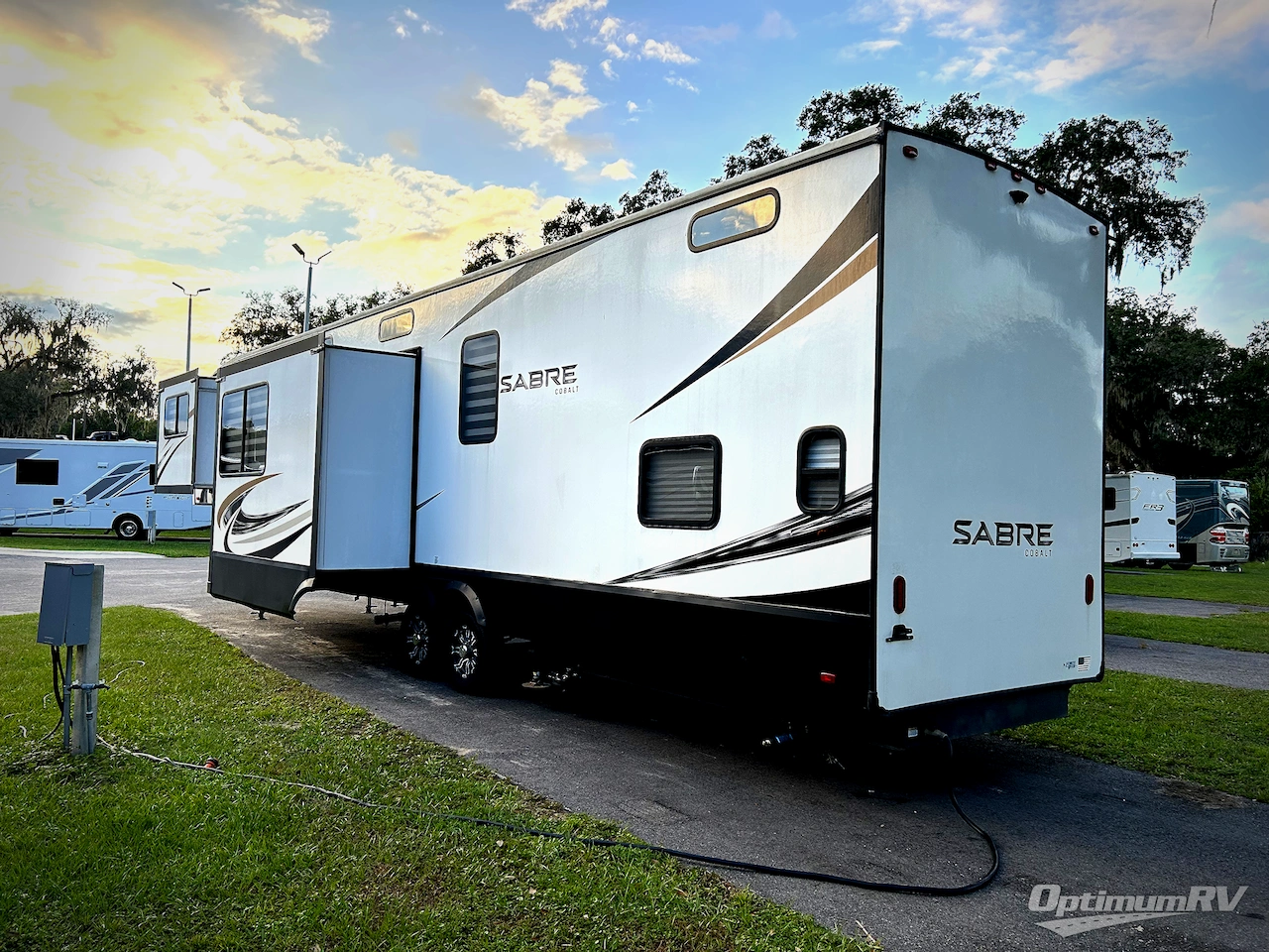 2022 Forest River Sabre 37FLL Photo 3