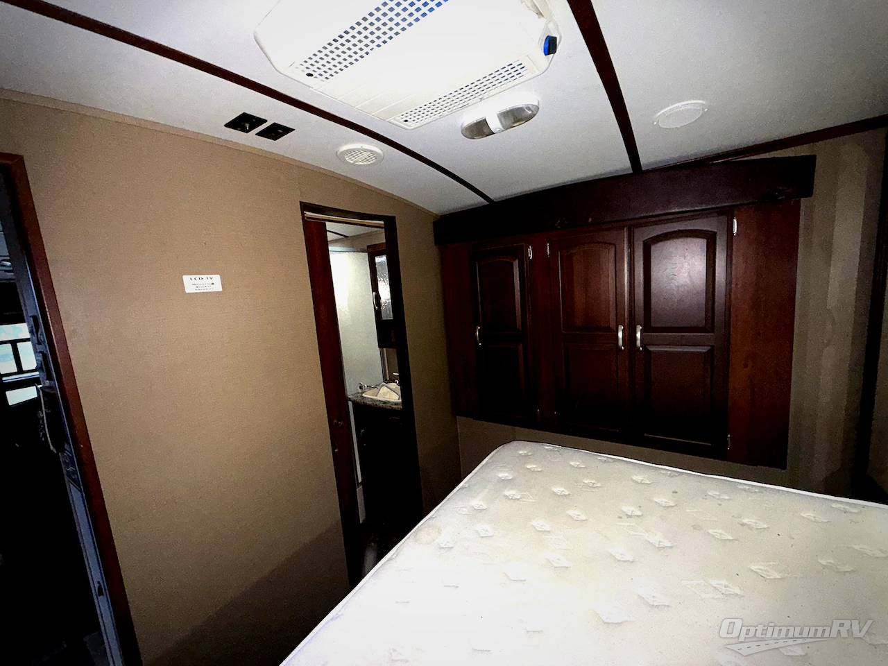 2015 Keystone Outback 298RE Photo 15