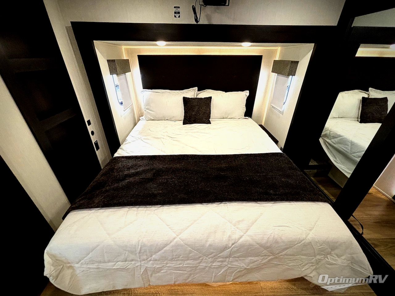 2026 Forest River Sabre 37RVMILES Photo 9