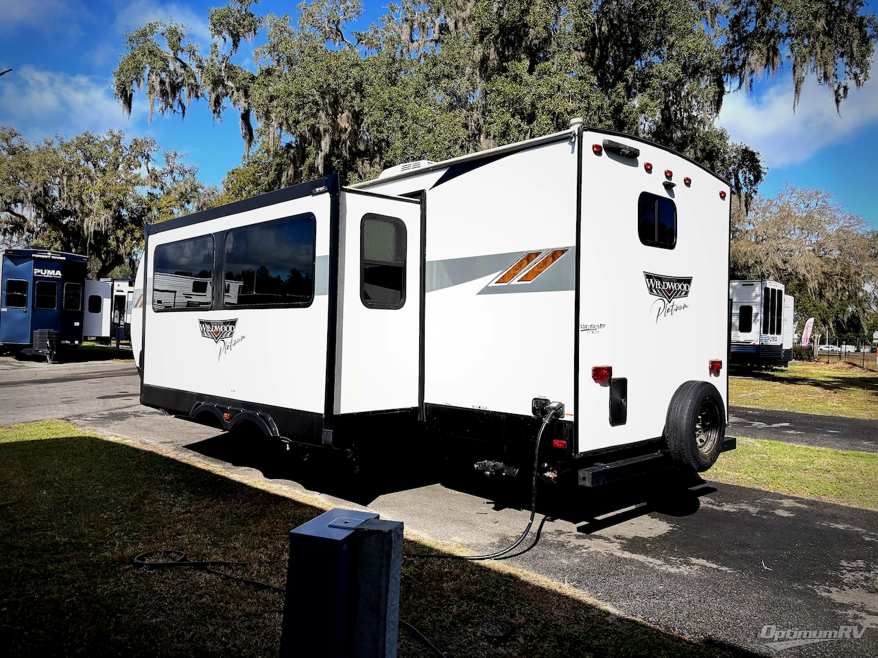 2023 Forest River Wildwood 26RBSX Photo 3