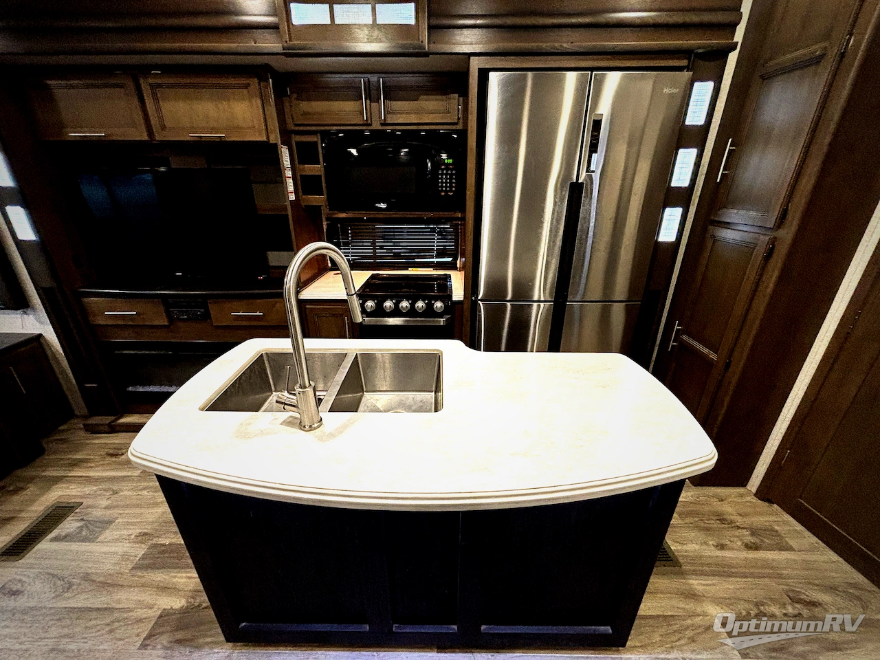 2021 Keystone Cougar 368MBI Photo 6