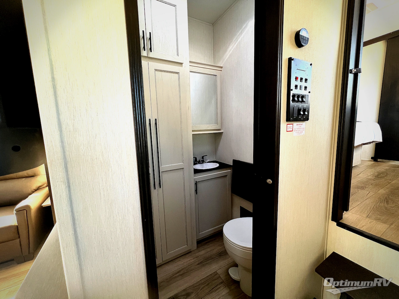 2026 Forest River Cherokee Sabre 36EST Photo 22