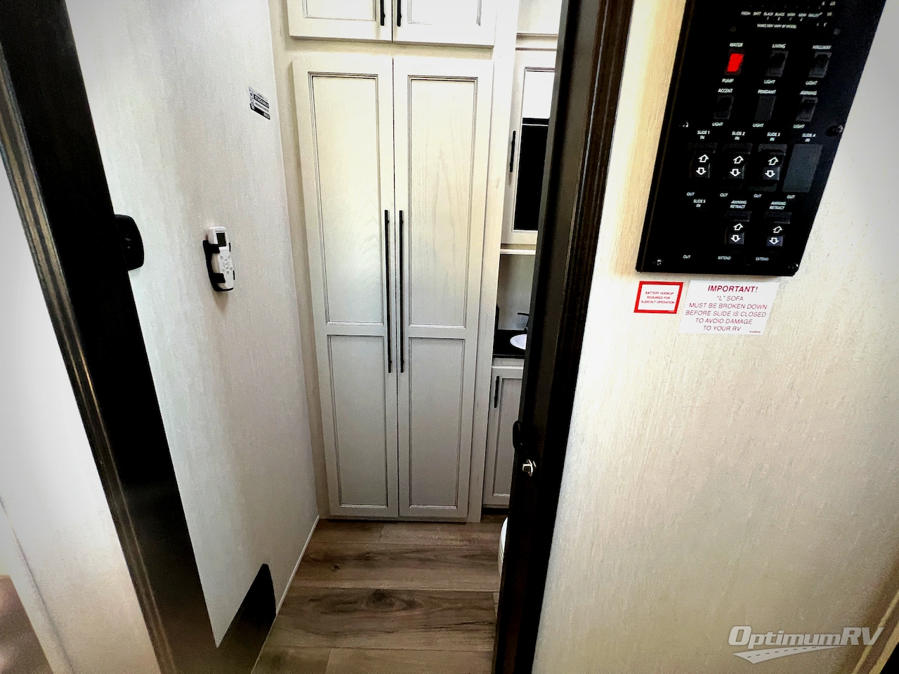 2026 Forest River Cherokee Sabre 36EST Photo 23