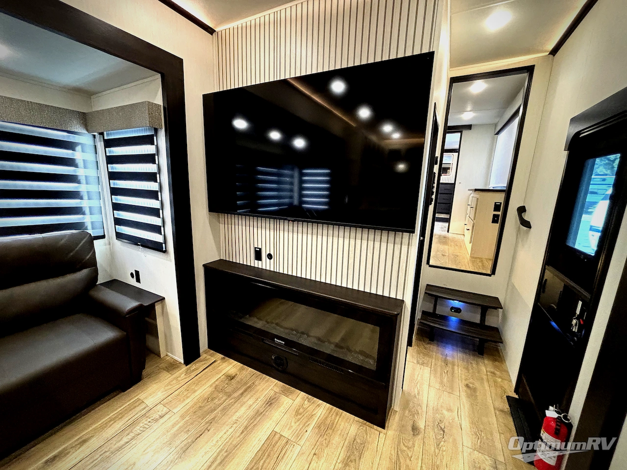 2026 Forest River Cherokee Sabre 36EST Photo 19