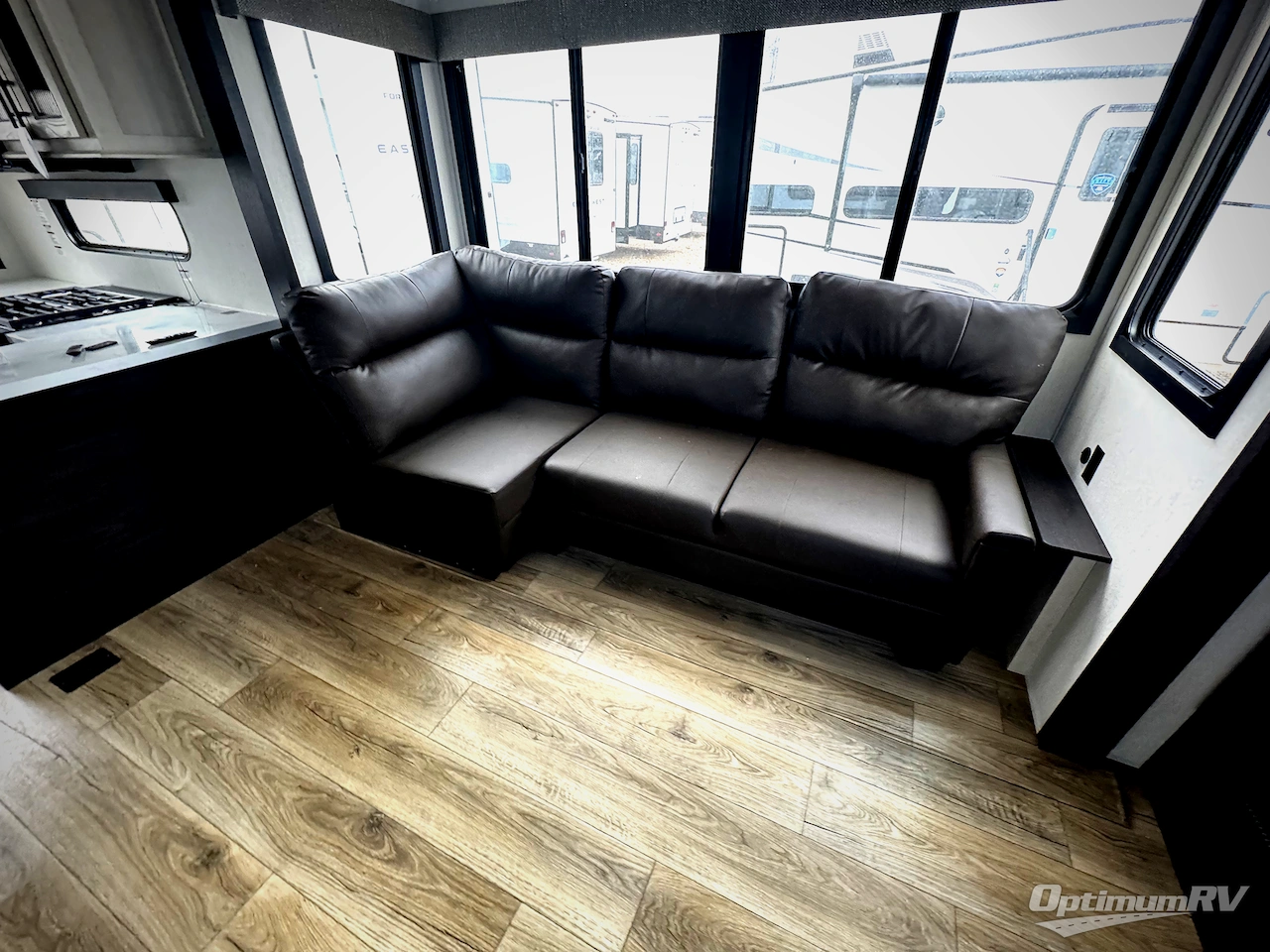 2026 Forest River Cherokee Sabre 36EST Photo 9