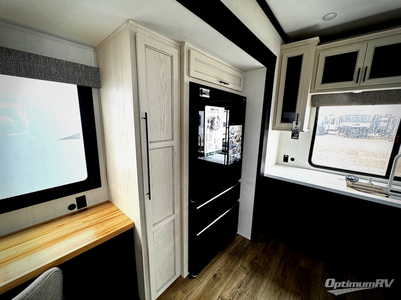 2026 Forest River Cherokee Sabre 36EST Photo 11