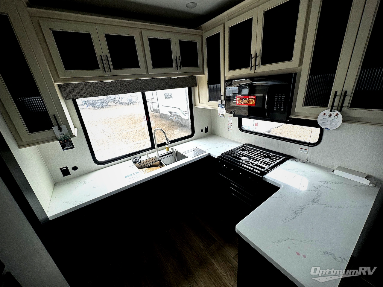 2026 Forest River Cherokee Sabre 36EST Photo 12