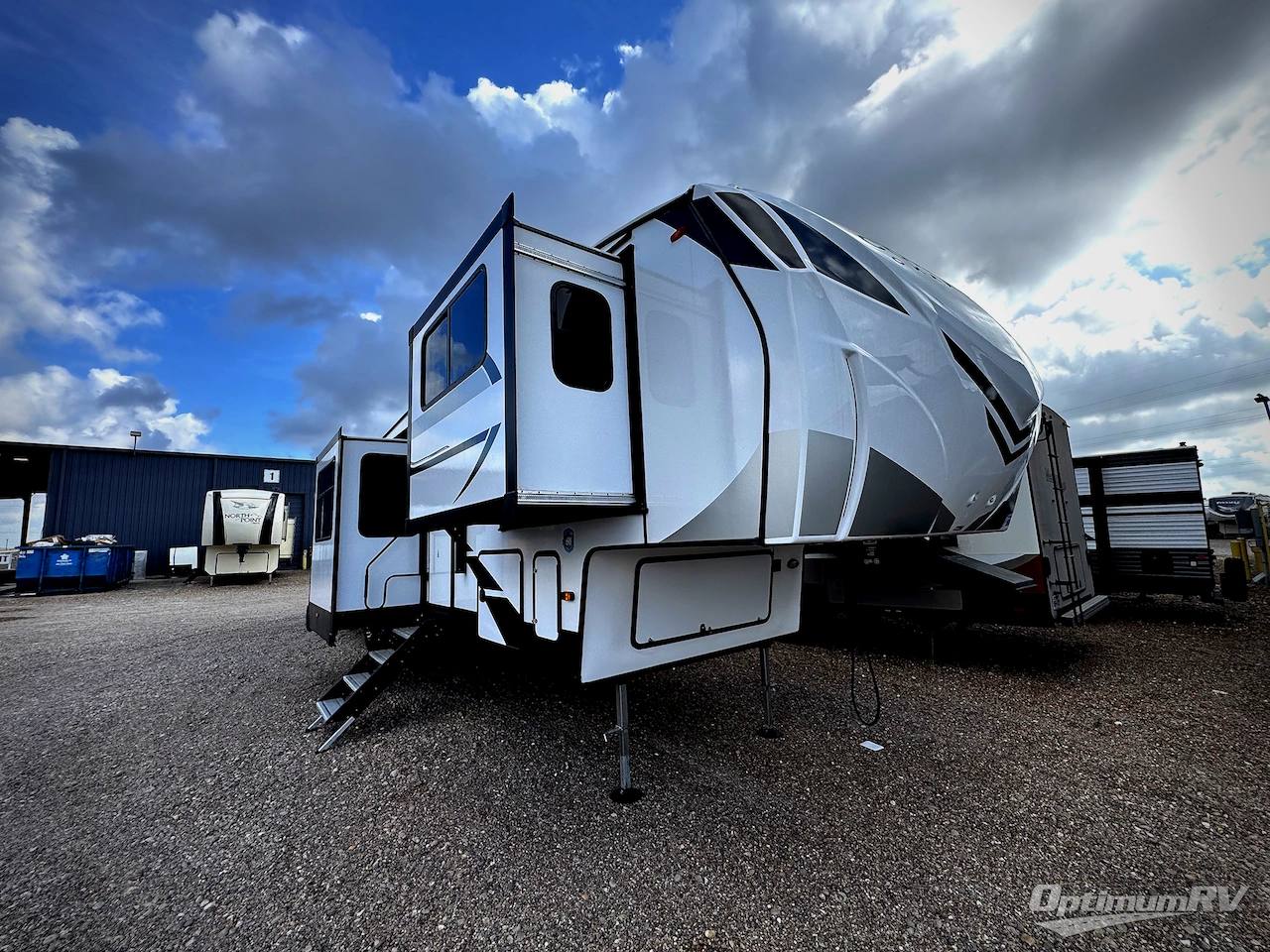 2026 Coachmen Chaparral 334FL Photo 1