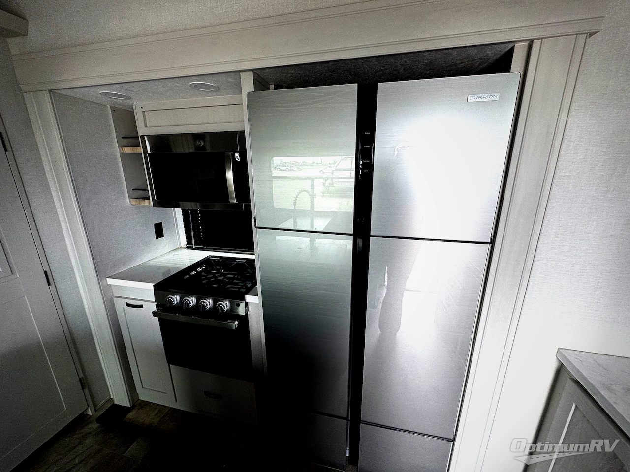 2026 Coachmen Chaparral 334FL Photo 5