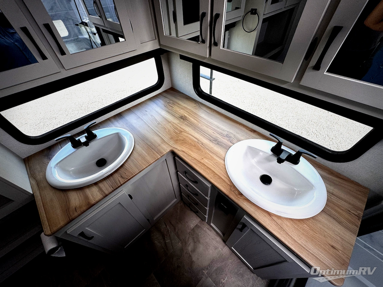 2026 Coachmen Chaparral 334FL Photo 24