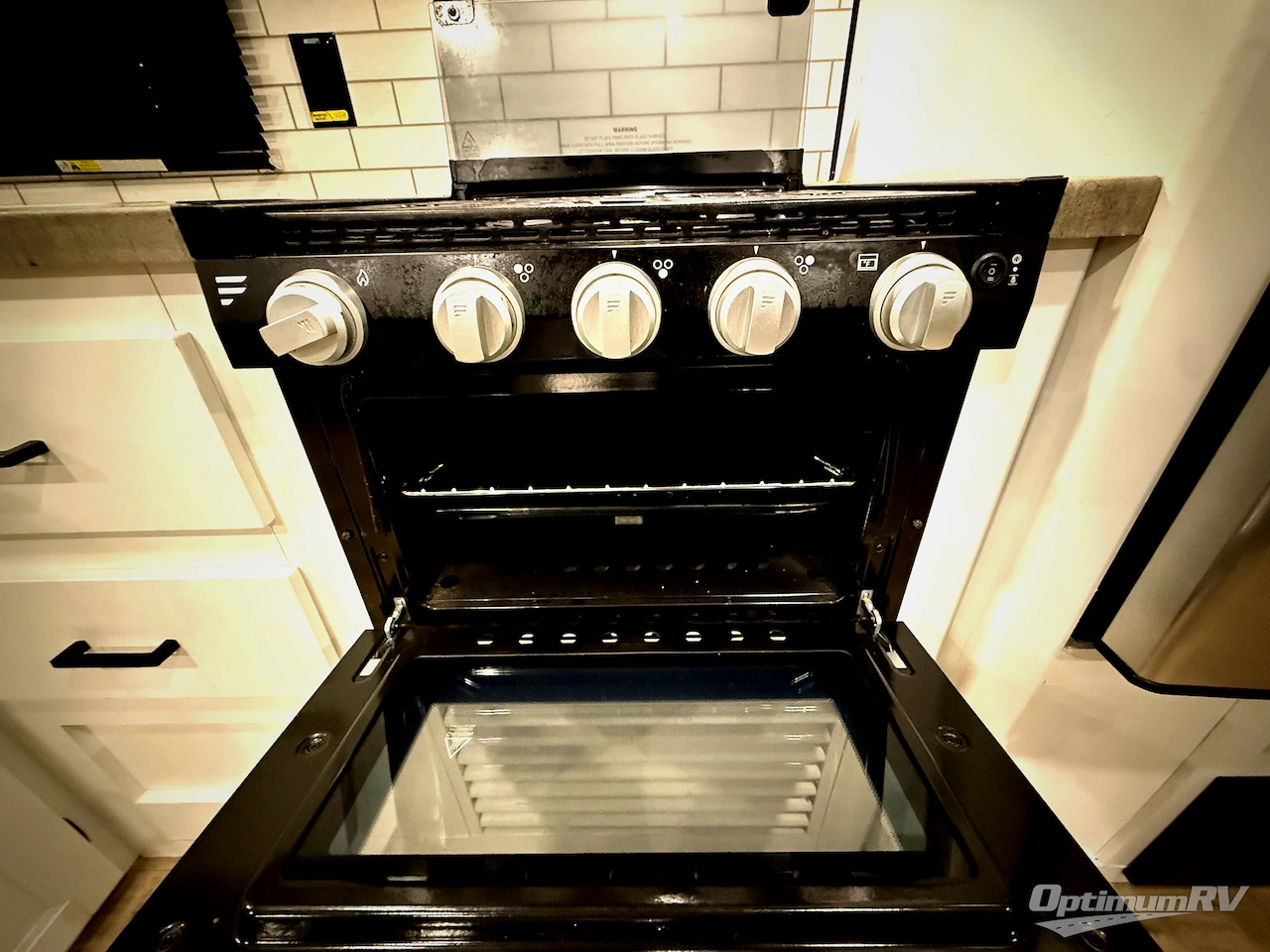 2022 Keystone Hideout 32LBH Photo 7