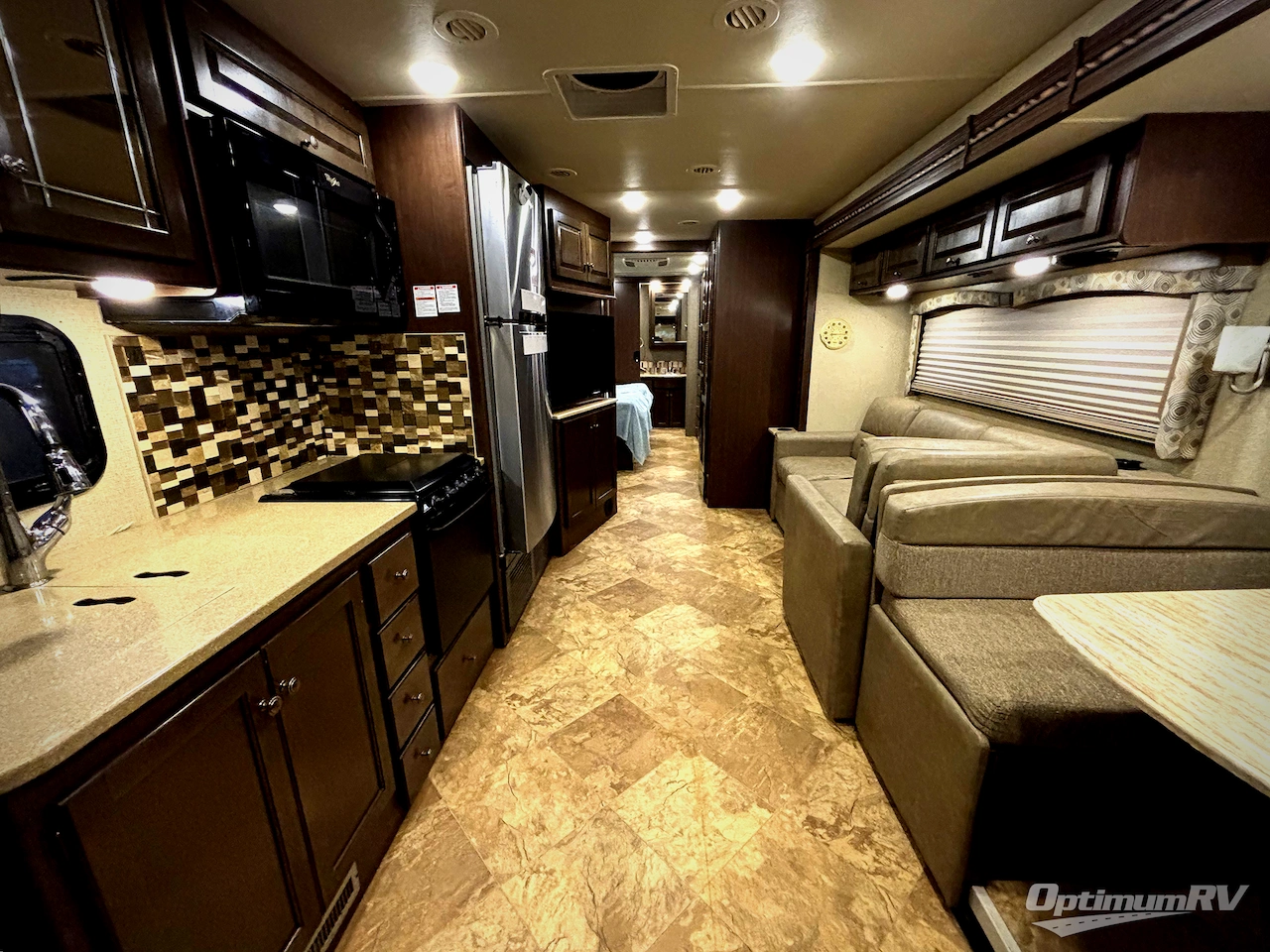 2017 Thor Windsport 35M Photo 4