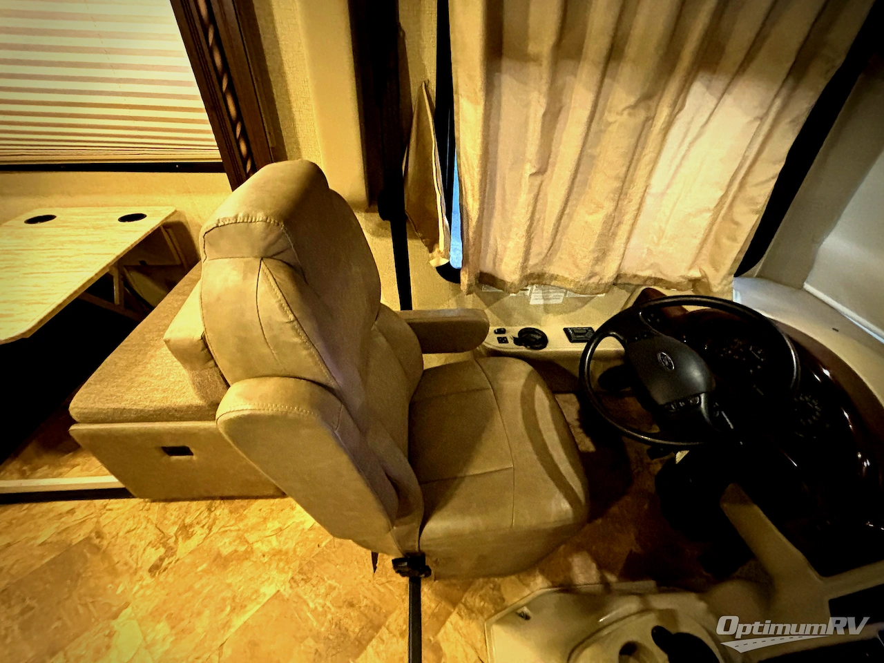 2017 Thor Windsport 35M Photo 7