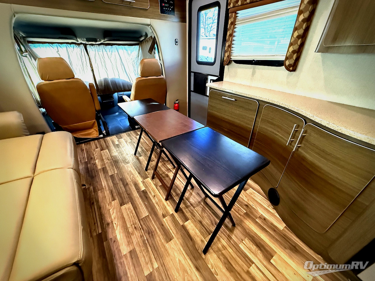 2015 Renegade Village 25RBS Photo 10