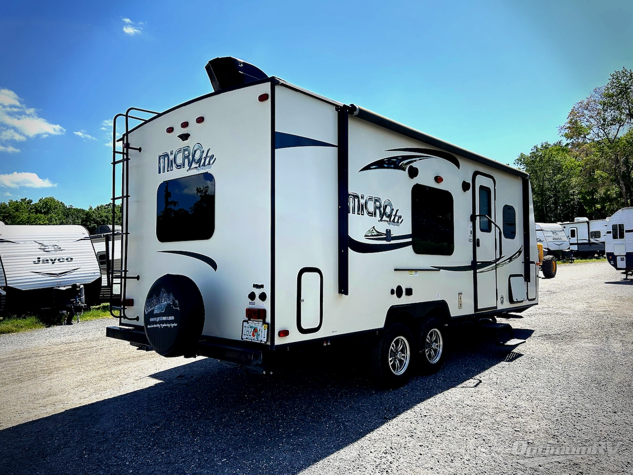 2016 Forest River Flagstaff Micro Lite 23FBKS Photo 2