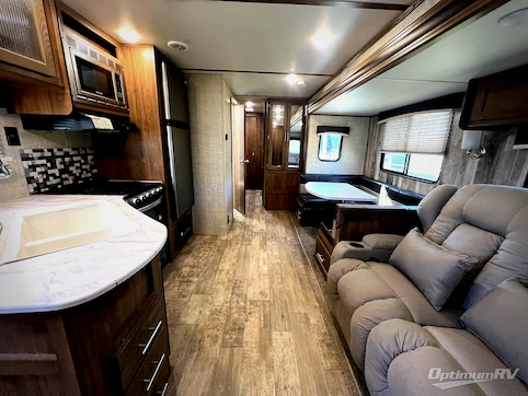 Used 2020 Gulf Stream Kingsport 301TB Featured Photo