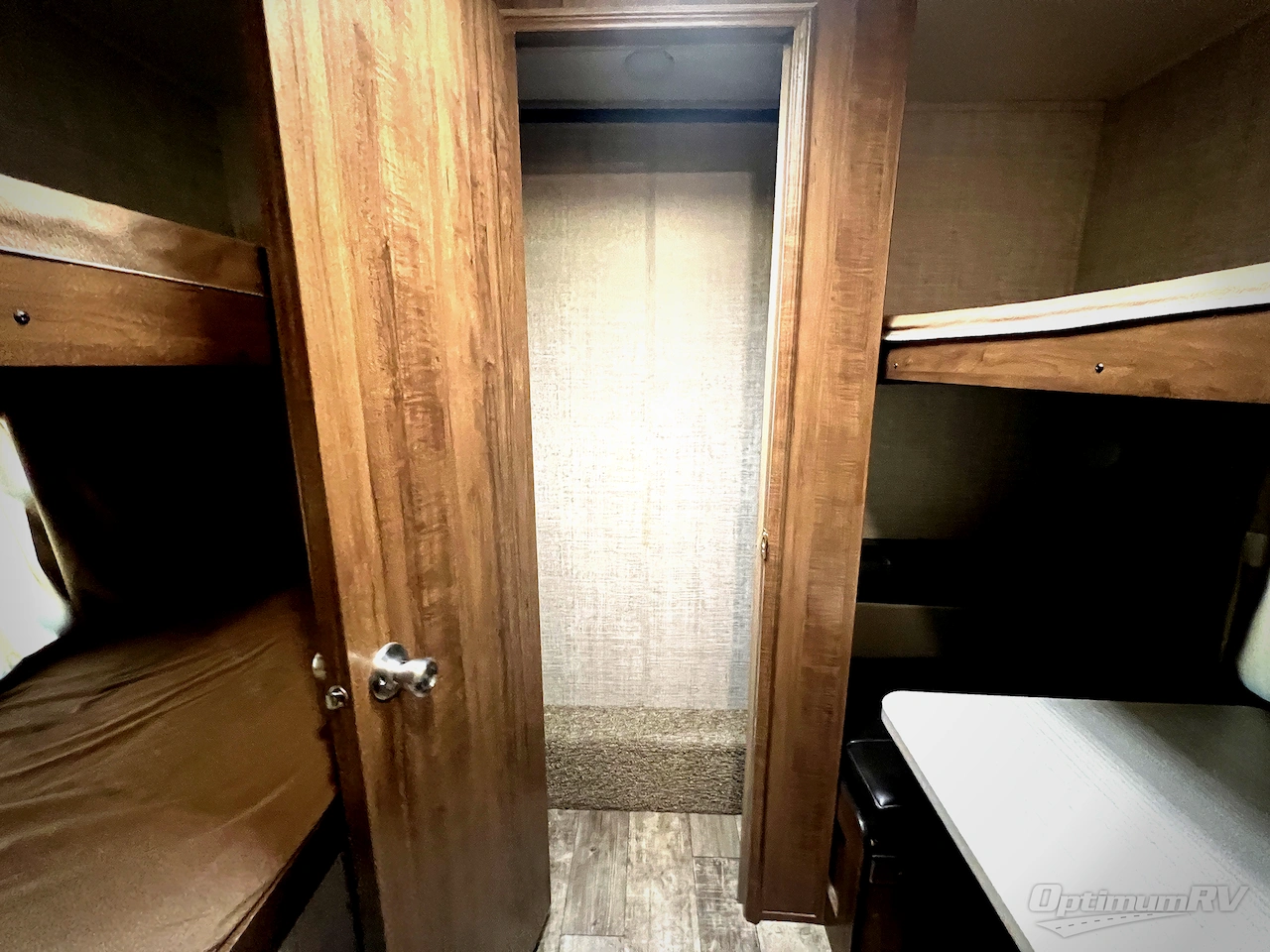 2020 Gulf Stream Kingsport 301TB Photo 19