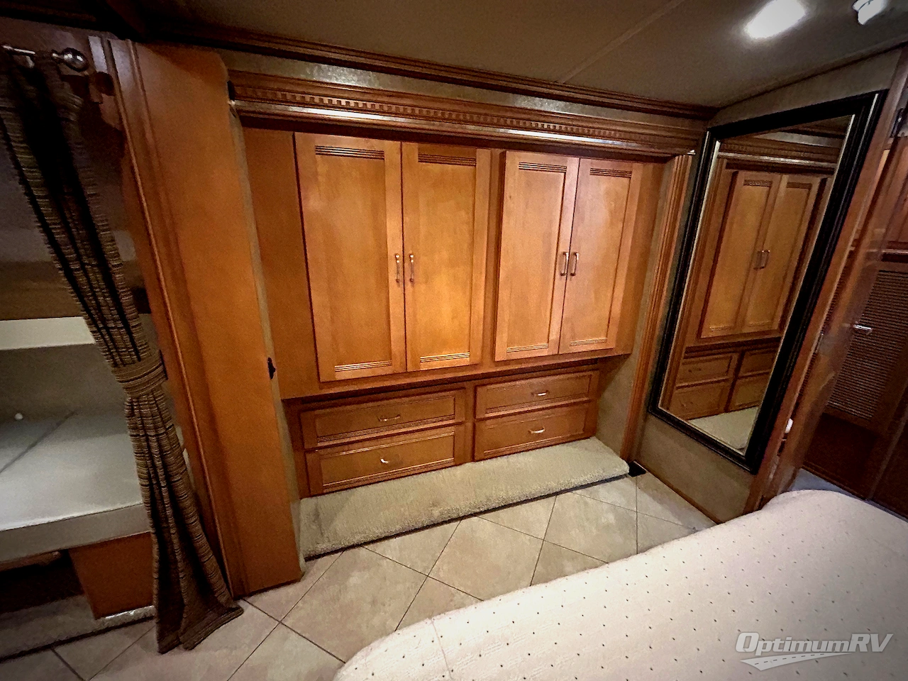 2016 Winnebago Forza 38R Photo 18