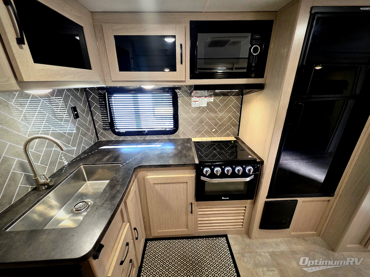 2021 Coachmen Apex Ultra-Lite 265RBSS Photo 8