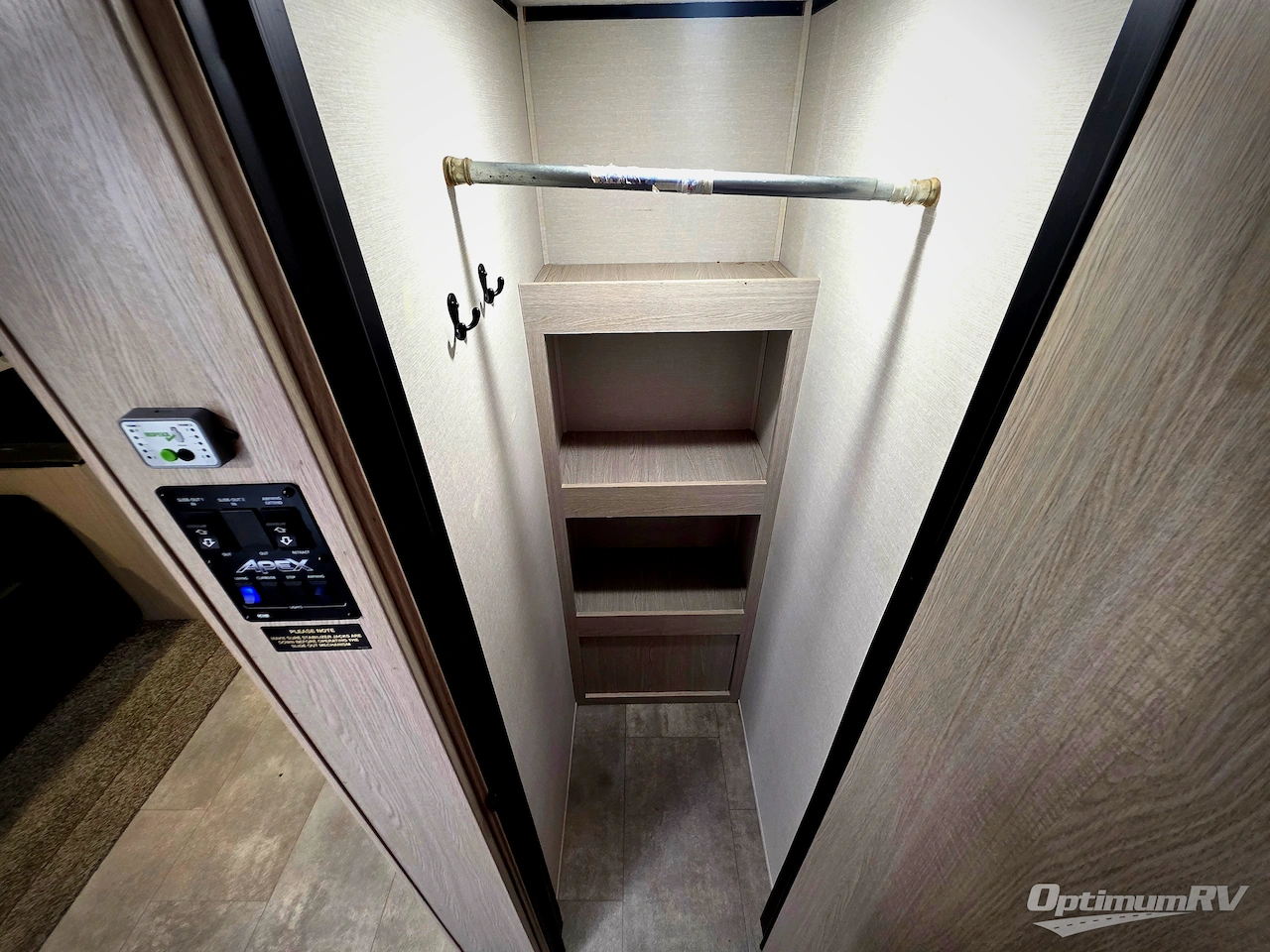2021 Coachmen Apex Ultra-Lite 265RBSS Photo 15