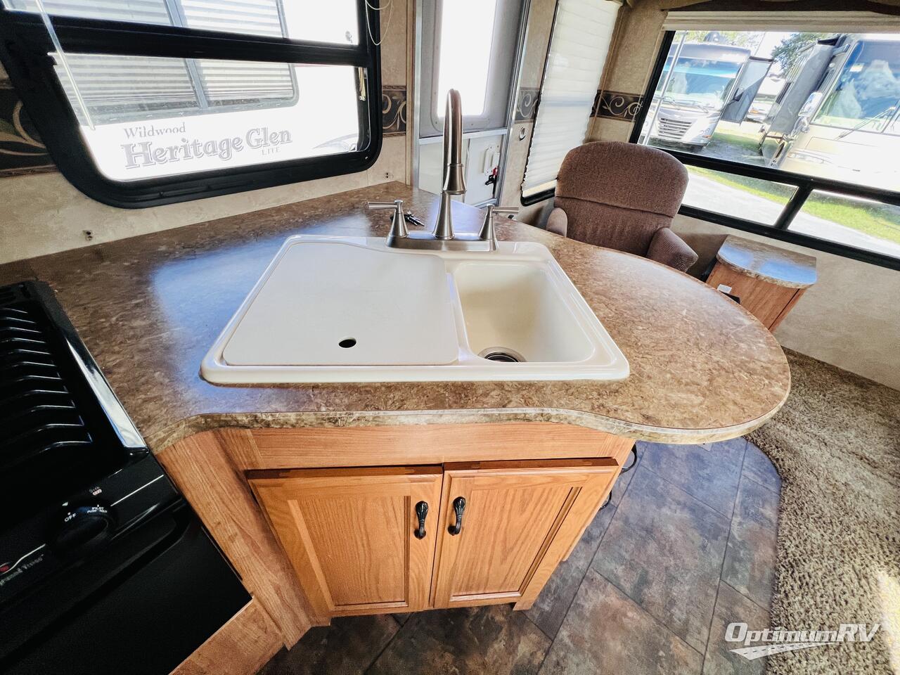 2011 Keystone Sprinter 276RLS Photo 12