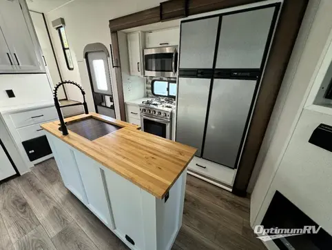 2022 Prime Time Crusader 395BHL RV Photo 4