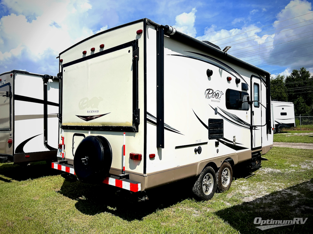 2014 Forest River Rockwood Roo 21SS Photo 3