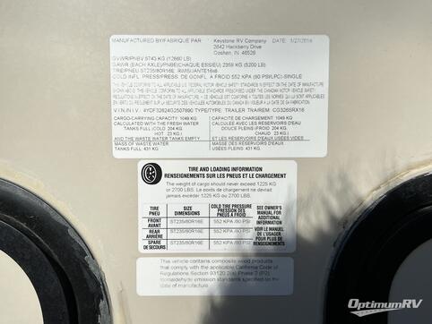 2016 Keystone Cougar 326SRX RV Photo 3