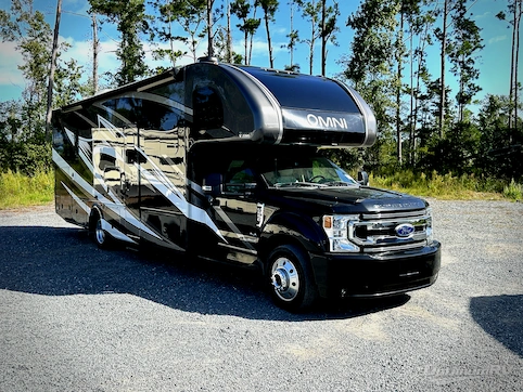 Used 2022 Thor Omni RS36 Featured Photo