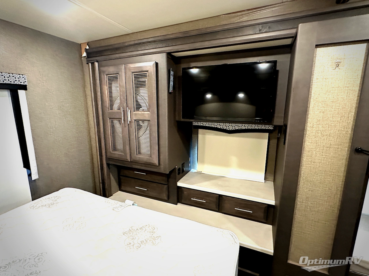 2022 Thor Omni RS36 Photo 23