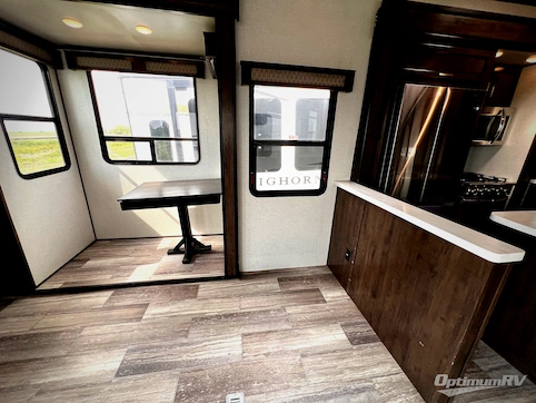 2022 Dutchmen Yukon 410RD RV Photo 3