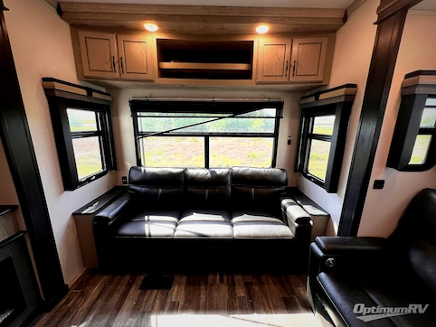 2023 Keystone alpine 3102RL RV Photo 3