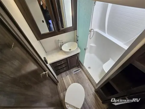 2022 Dutchmen Yukon 320RL RV Photo 4