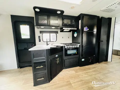 2022 Forest River Cherokee Grey Wolf 26DBH RV Photo 3