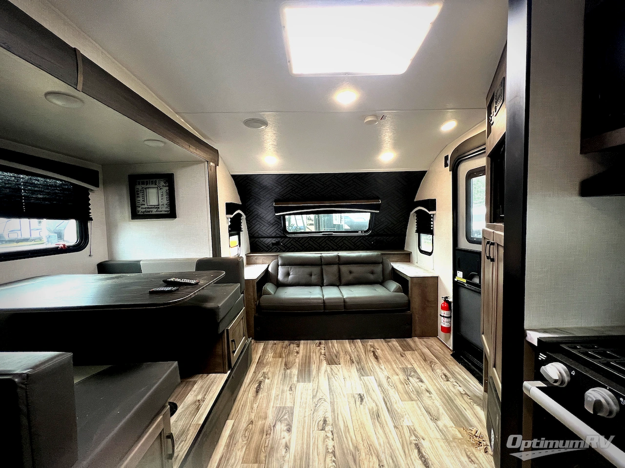 2023 Venture Sonic SN241VFL Photo 19