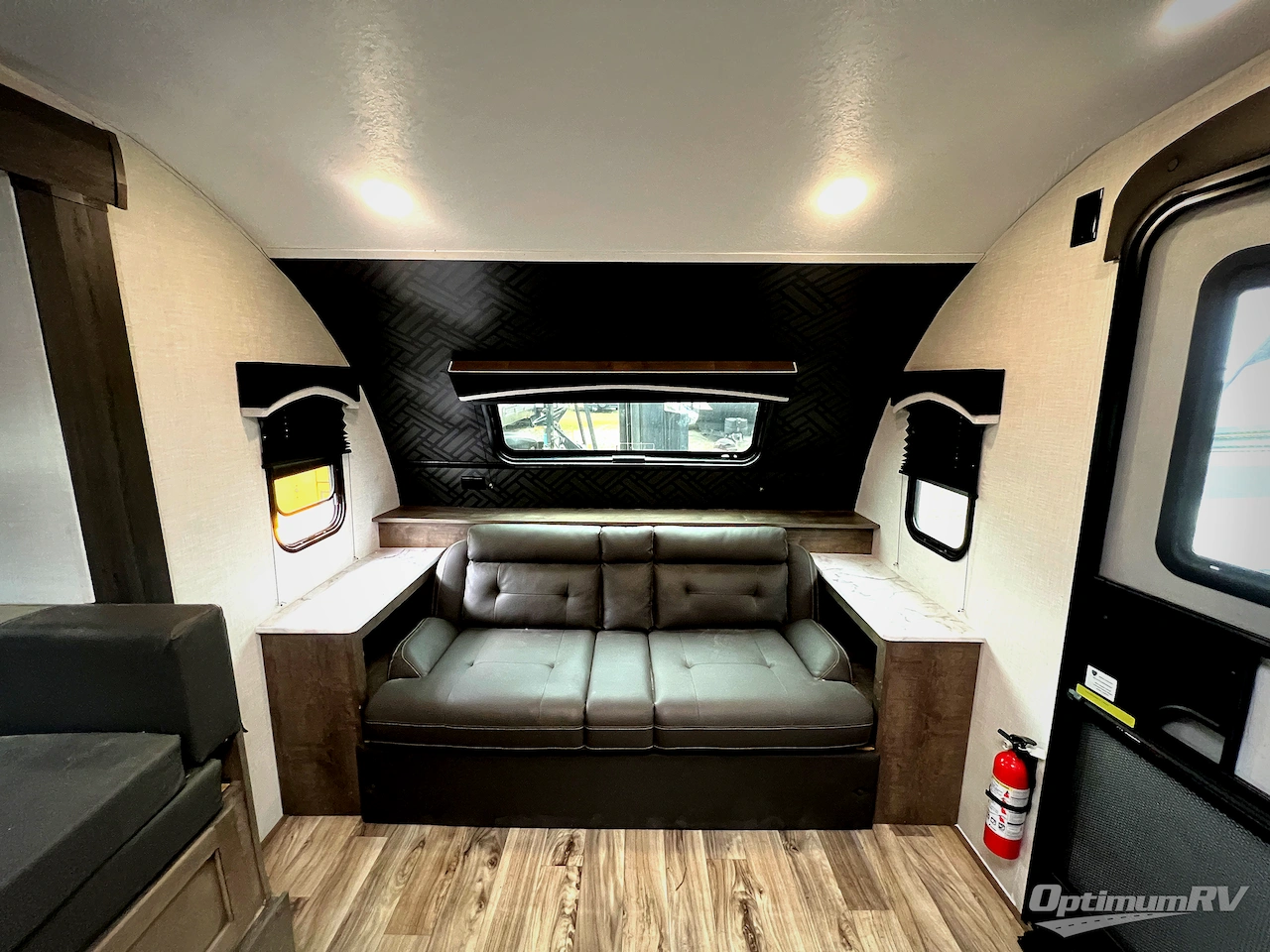 2023 Venture Sonic SN241VFL Photo 6