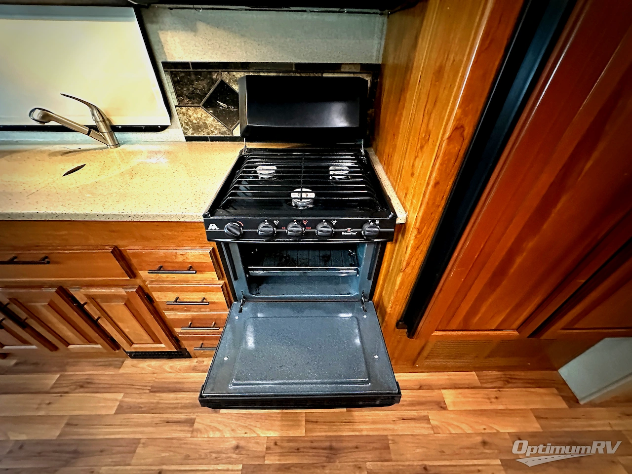 2017 Jayco Greyhawk 29MV Photo 12