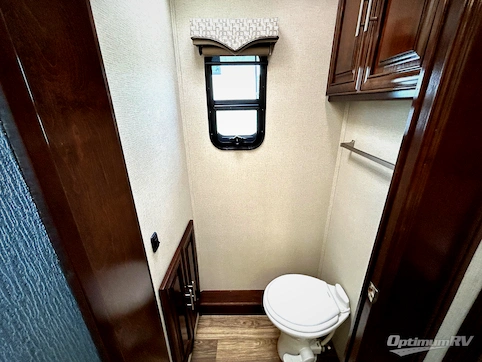 2020 Forest River Georgetown XL 378TS RV Photo 4