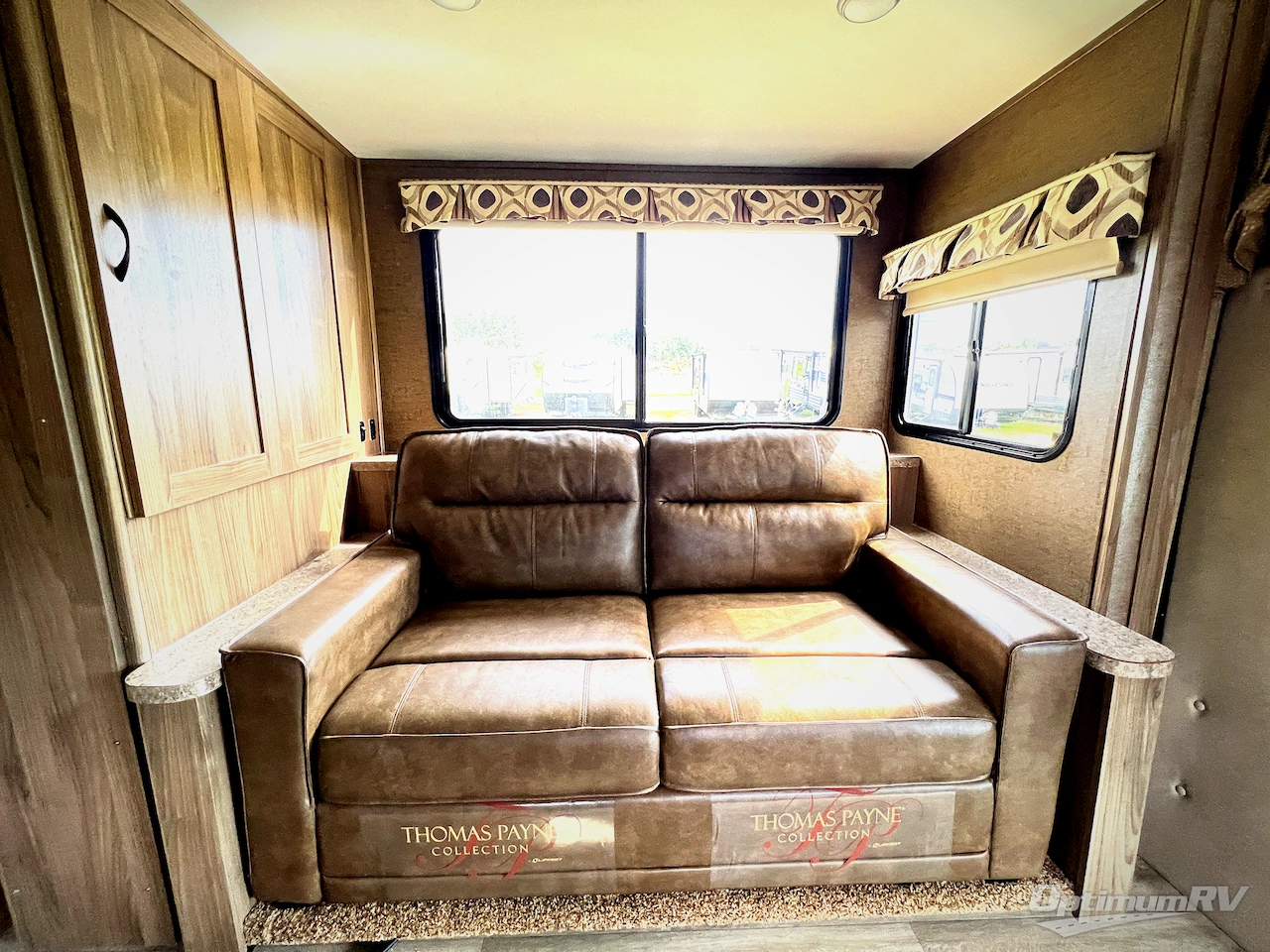2016 Coachmen Prism 2200 LE Photo 8