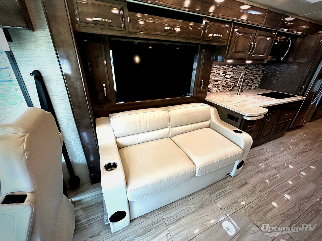 2020 Jayco Embark 37K Photo 10