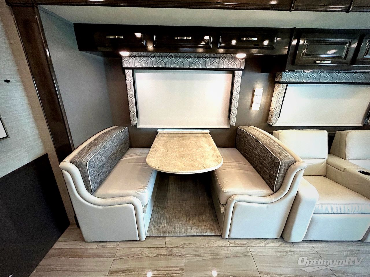 2020 Jayco Embark 37K Photo 14