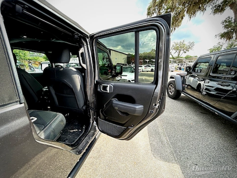 2024 Jeep Gladiator Willy's Edition RV Floorplan Photo