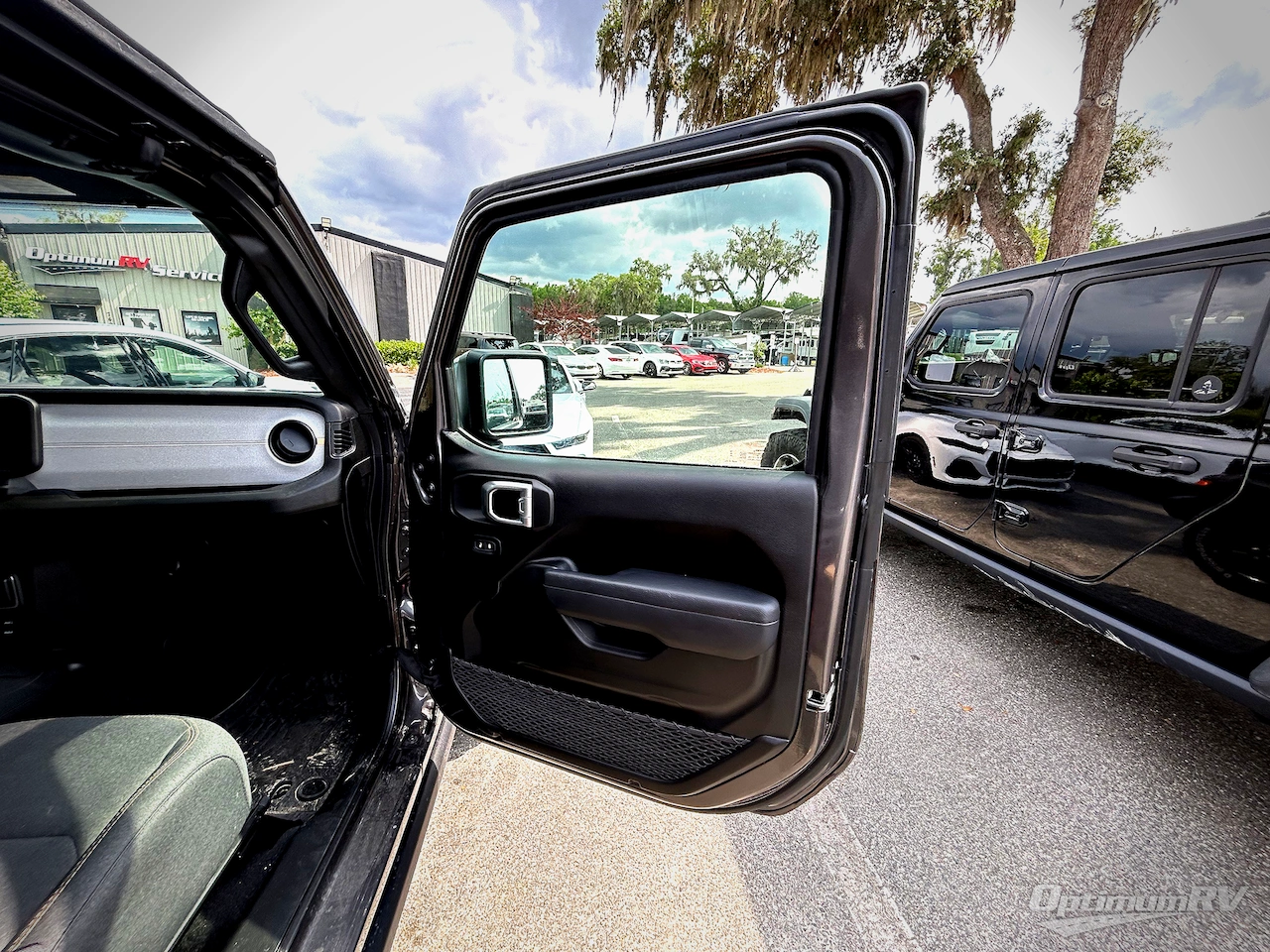 2024 Jeep Gladiator Willy's Edition Photo 12