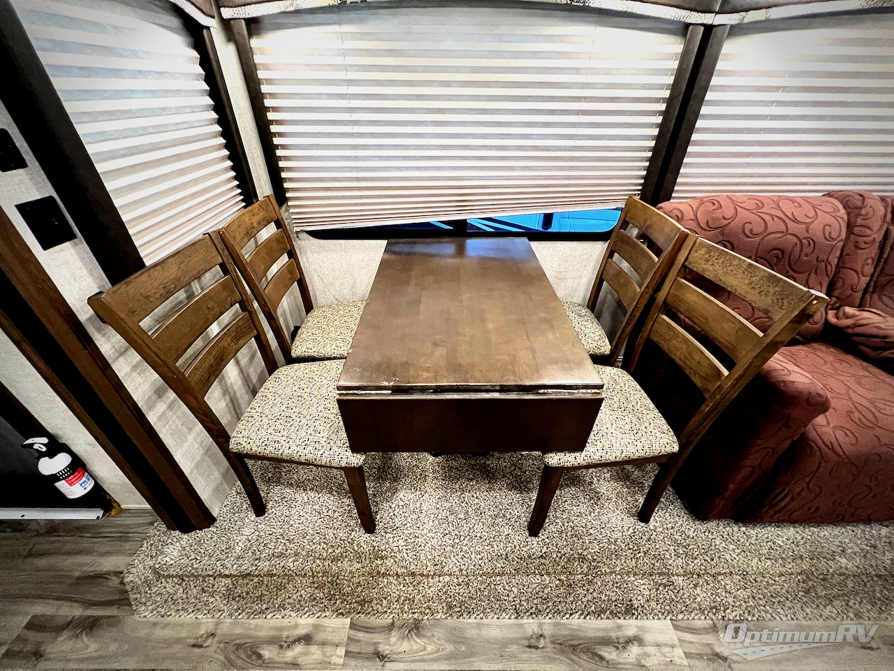 2018 Keystone Cougar Half-Ton Series 32RLI Photo 12