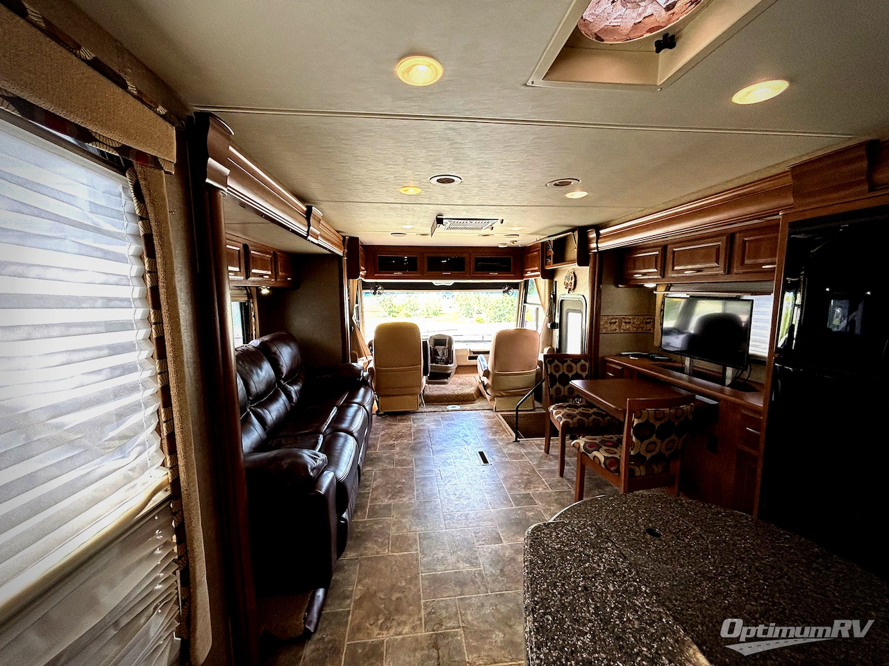 2014 Thor Challenger 37GT Photo 16